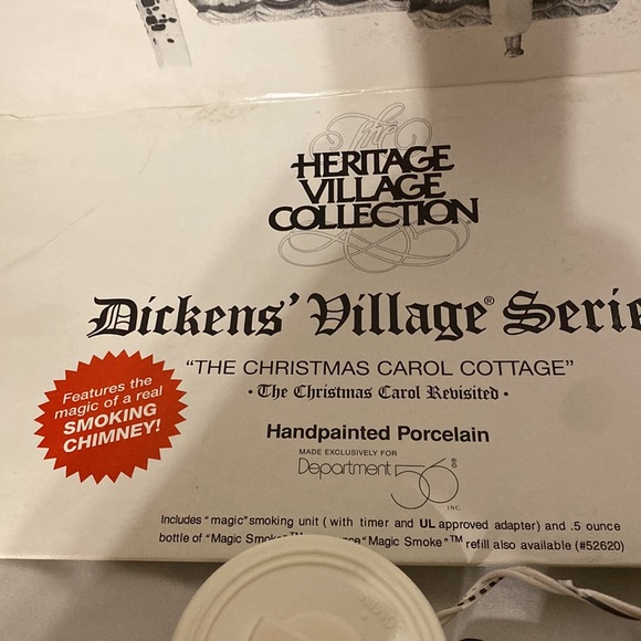 Department 56 “Christmas Carol Cottage” with real Smokey chimney 1996 retired - Picture 2 of 5